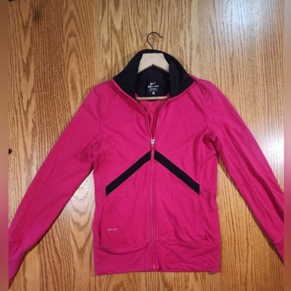 Nike Tops - Nike Dry Fit Zip Up Athletic Jacket Soft Stretch Womens Size Medium Pink & Black